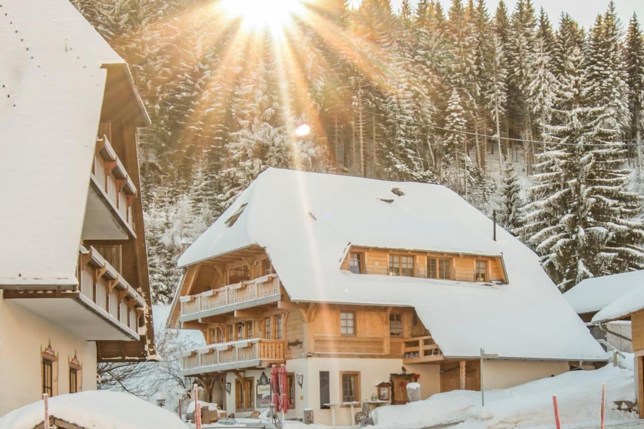 Holiday Apartements by Hotel Grüner Baum Feldberg Feldberg  Exterior foto